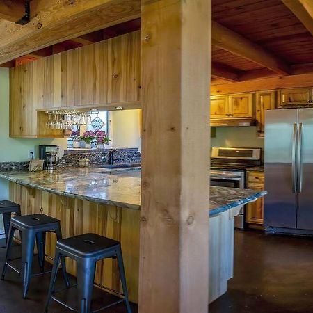 European Style Straw Bale Retreat Villa Ashland Dış mekan fotoğraf