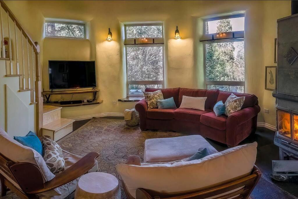European Style Straw Bale Retreat Villa Ashland Dış mekan fotoğraf